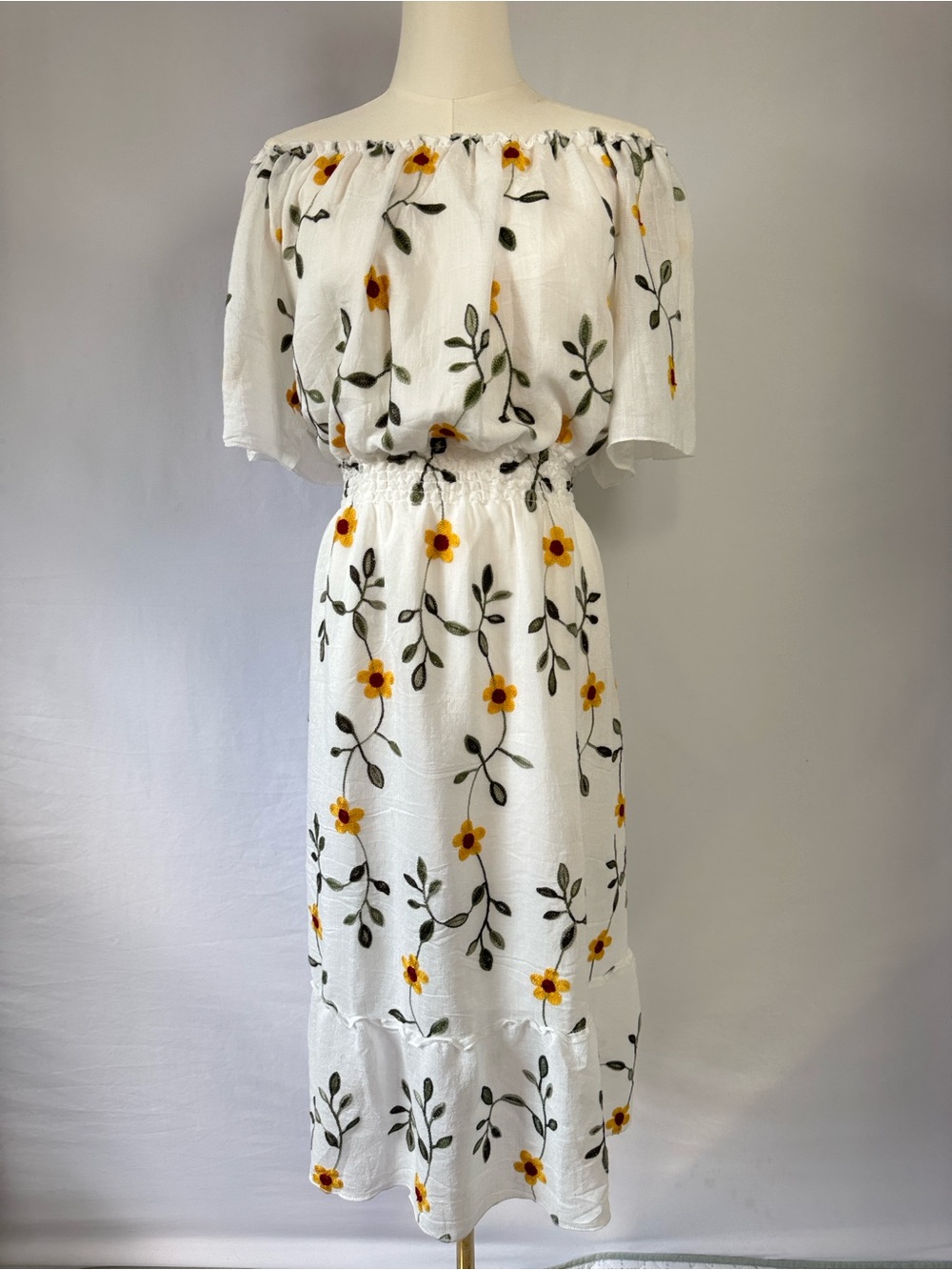 Parami Design Off-Shoulder Floral Embroidered Boho Midi Dress Size 2X